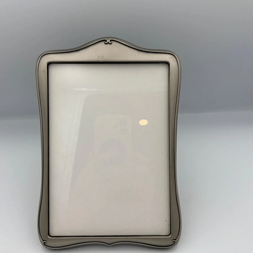 Vintage Ornate Metal Photo Frame Tabletop Display Desk Accent‎ Pewter Finish